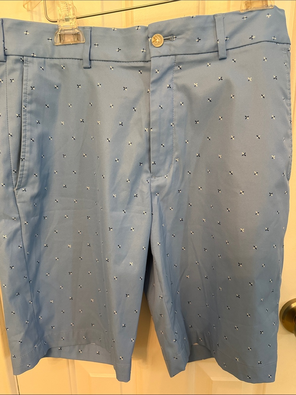 Men's Walter Hagen Men’s Gently Used Light Blue Patterned Golf Shorts